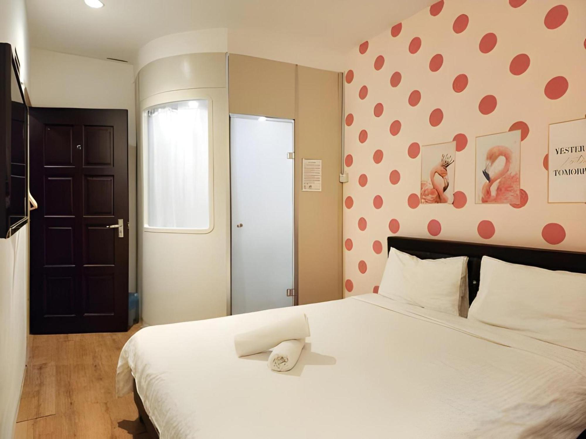 Oyo 91068 Elephant House Boutique Hotel George Town Exterior photo